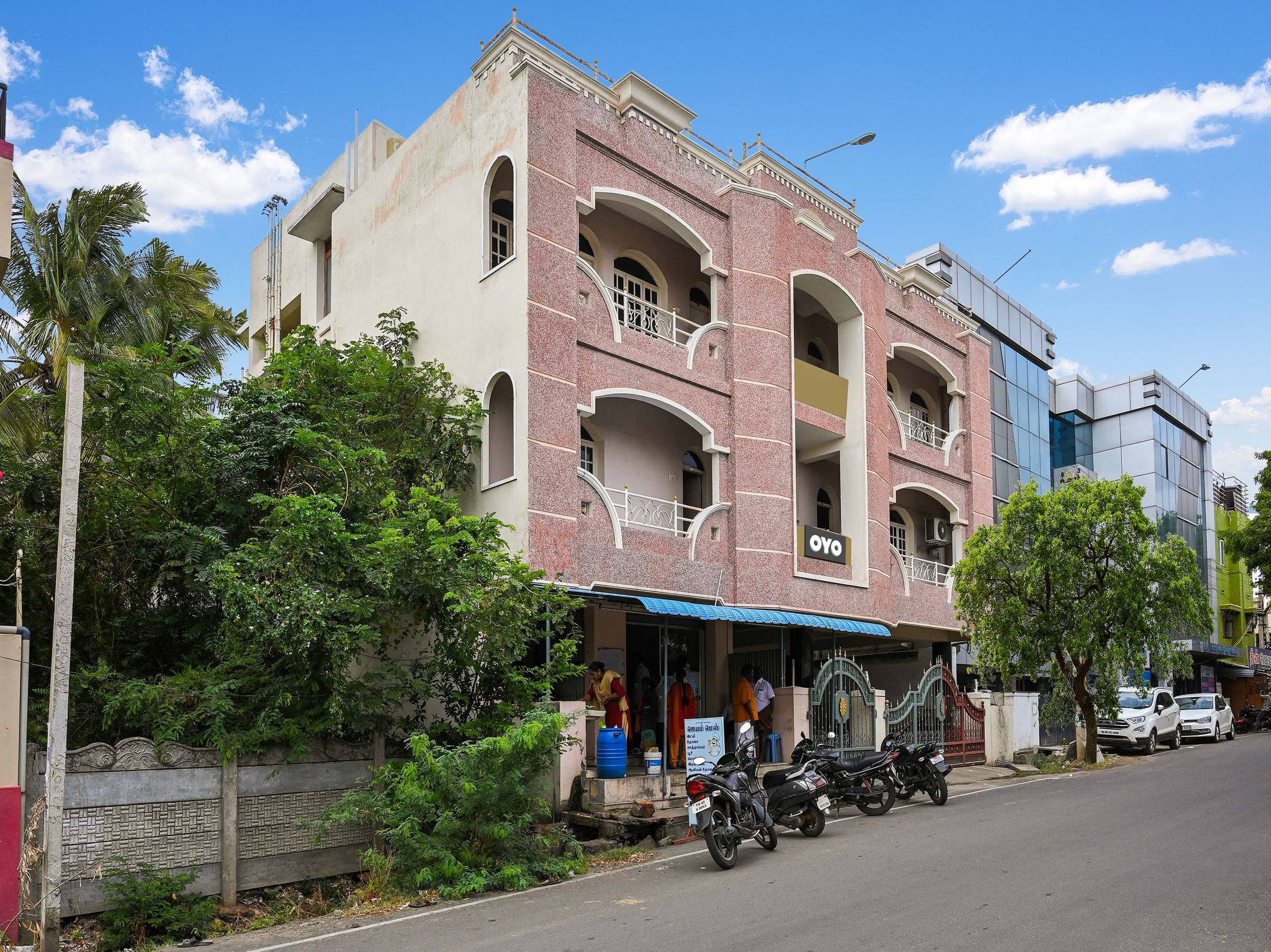 Hotel O Vel Vel Guest House