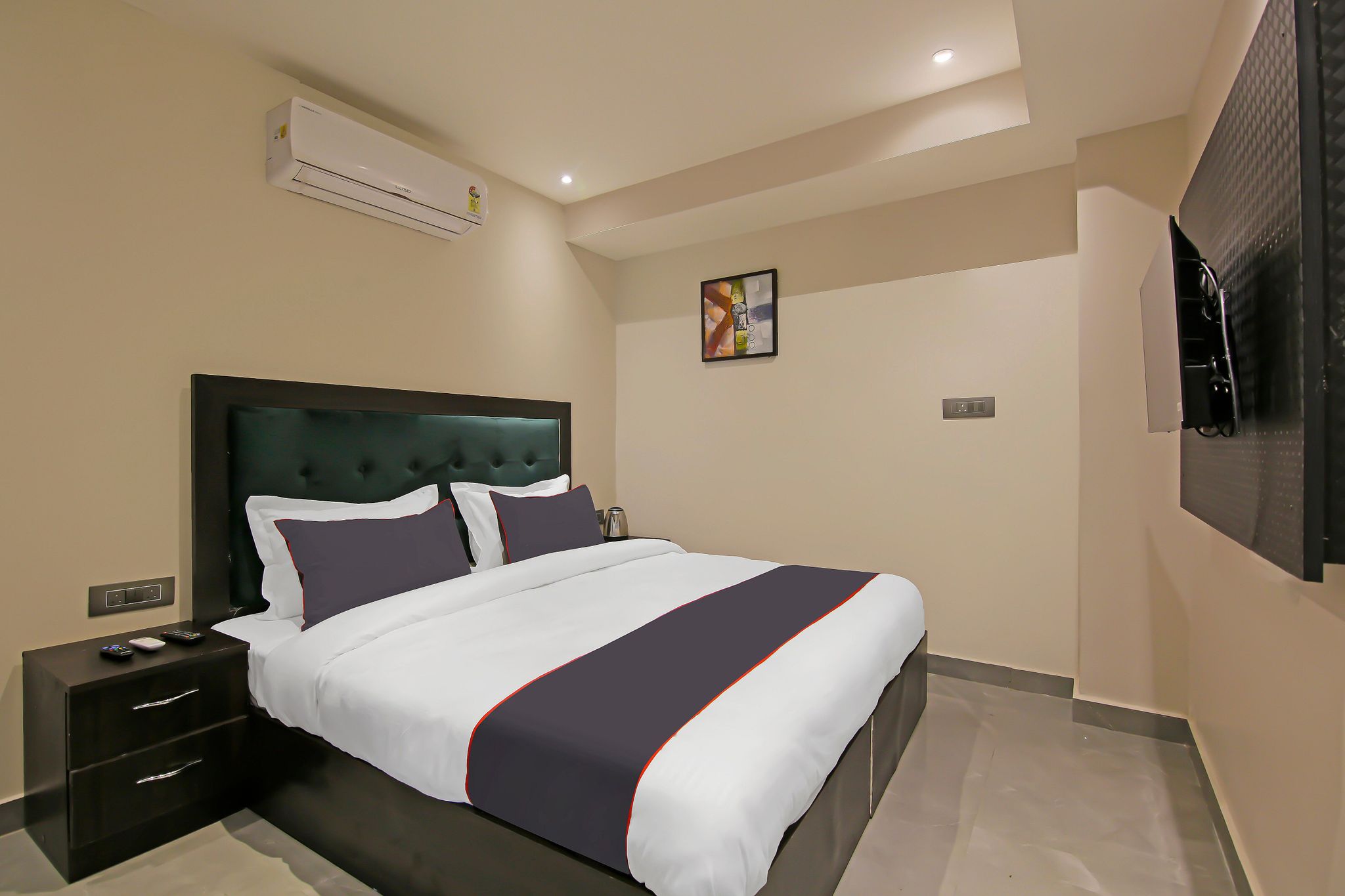 Hotel TUNIGHT Classic 4