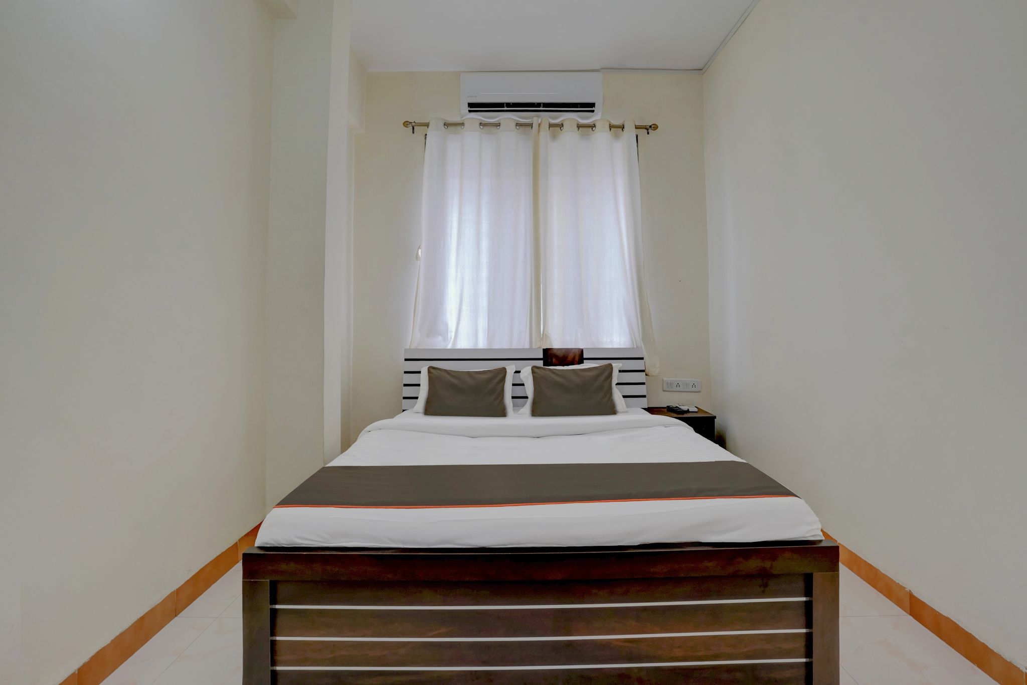 Collection O by OYO Krupa Lodge Classic 4