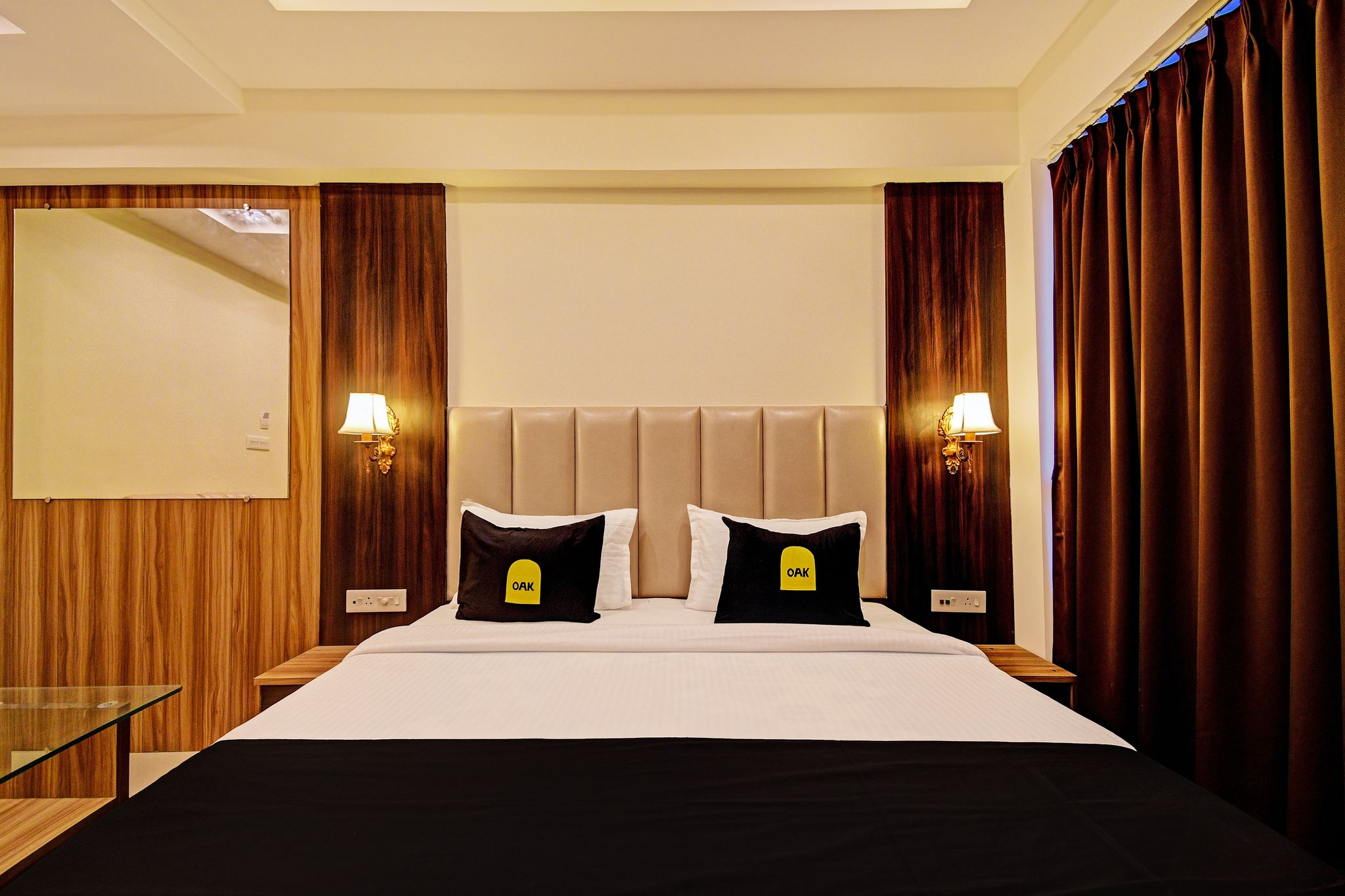 Palette - The Grand Aryans Hotel Classic 10