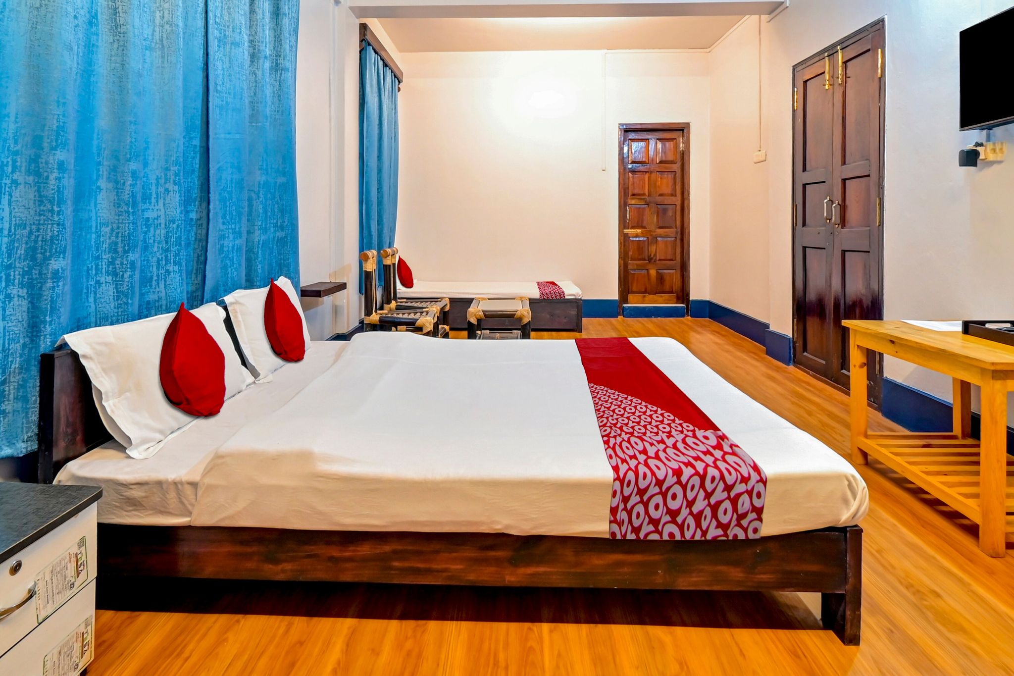 OYO Flagship La Monte Inn Classic 10