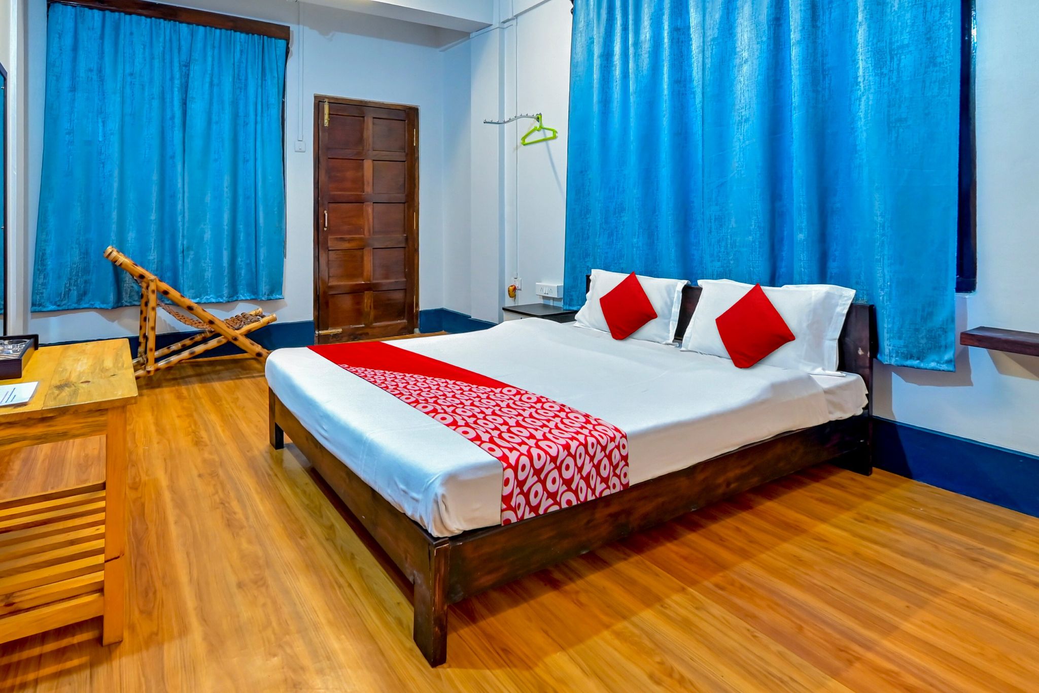 OYO Flagship La Monte Inn Classic 9