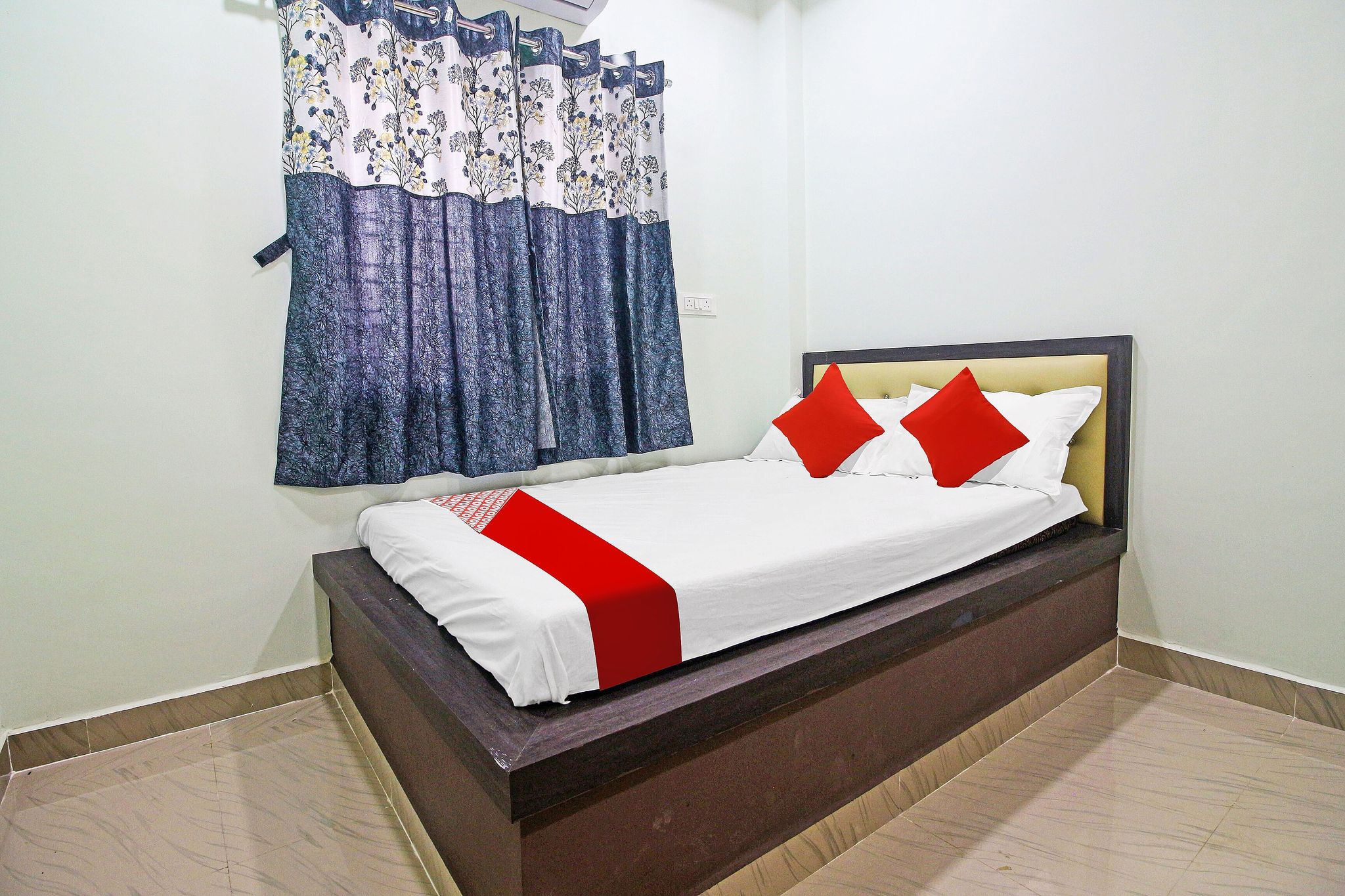 Hotel O Mh Classic 4