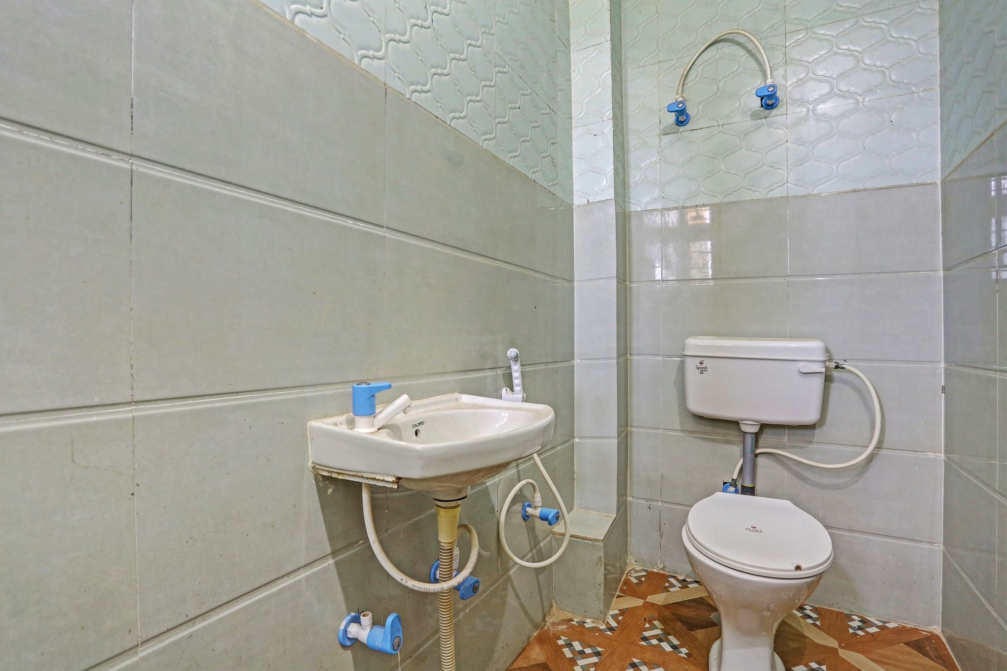 Hotel O KMPS Place Classic 14