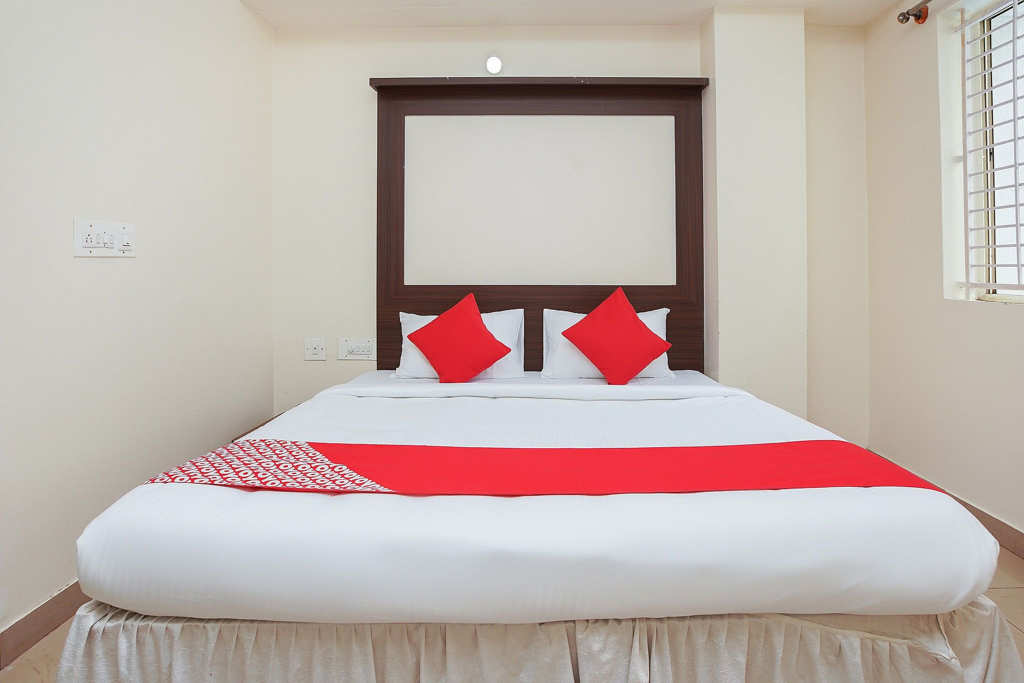 J.B. Paradise Classic 6