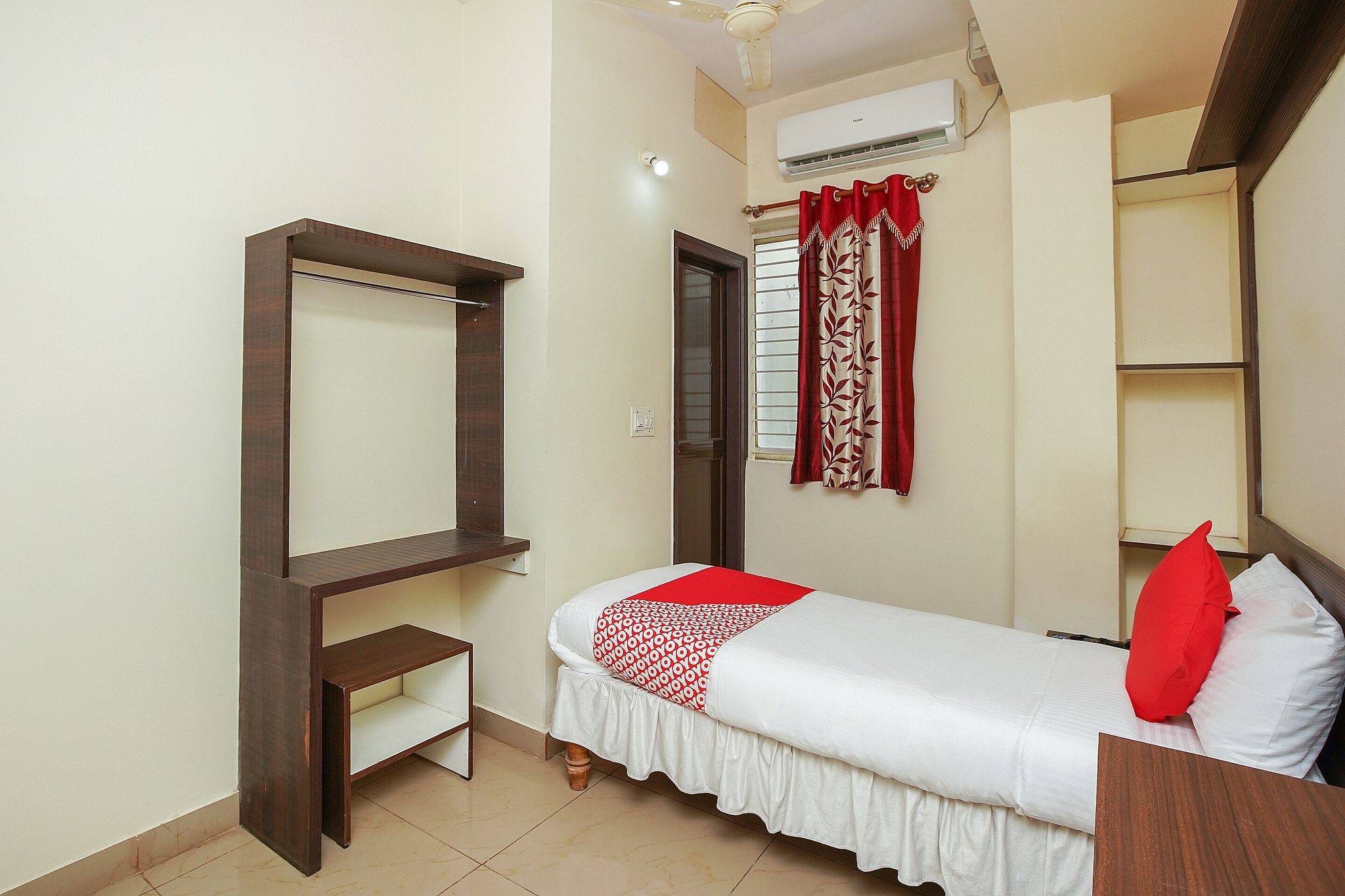 J.B. Paradise Classic 2