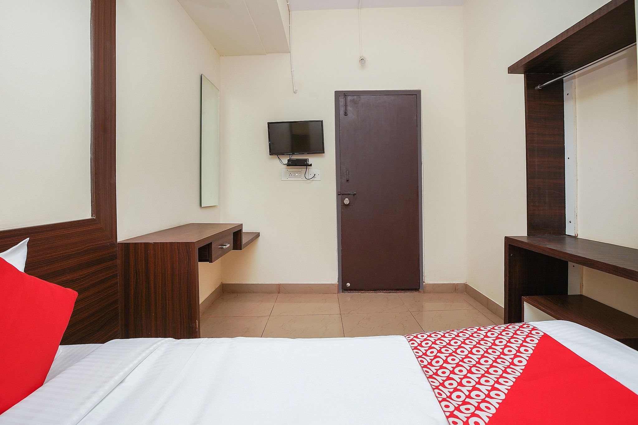 J.B. Paradise Classic 13