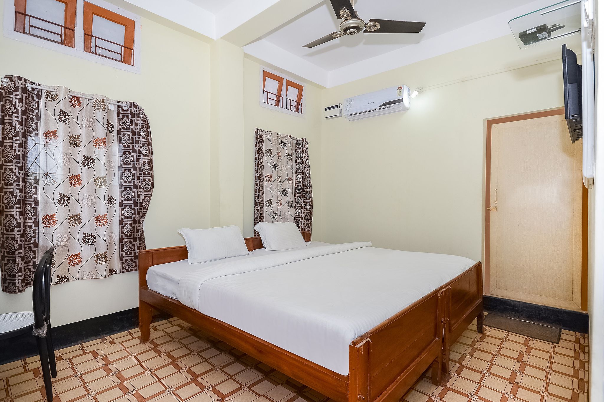 Hotel O Kirtti Inn Classic 2