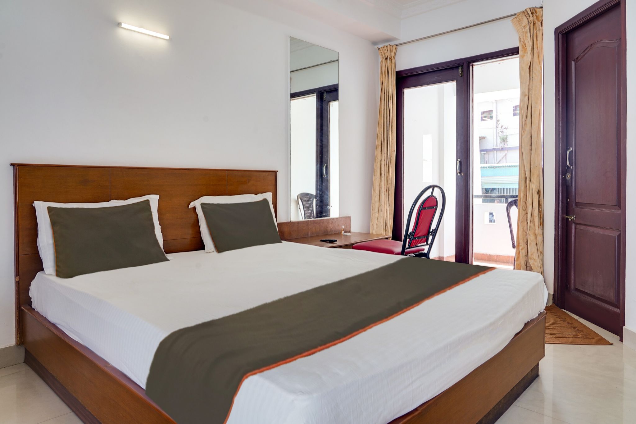 Collection O Coastal Grand Kurunji Meredian Classic