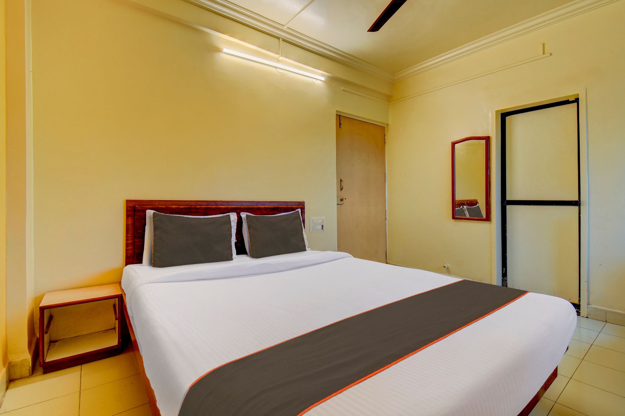 Collection O Hotel Madhuban Resort Classic 11