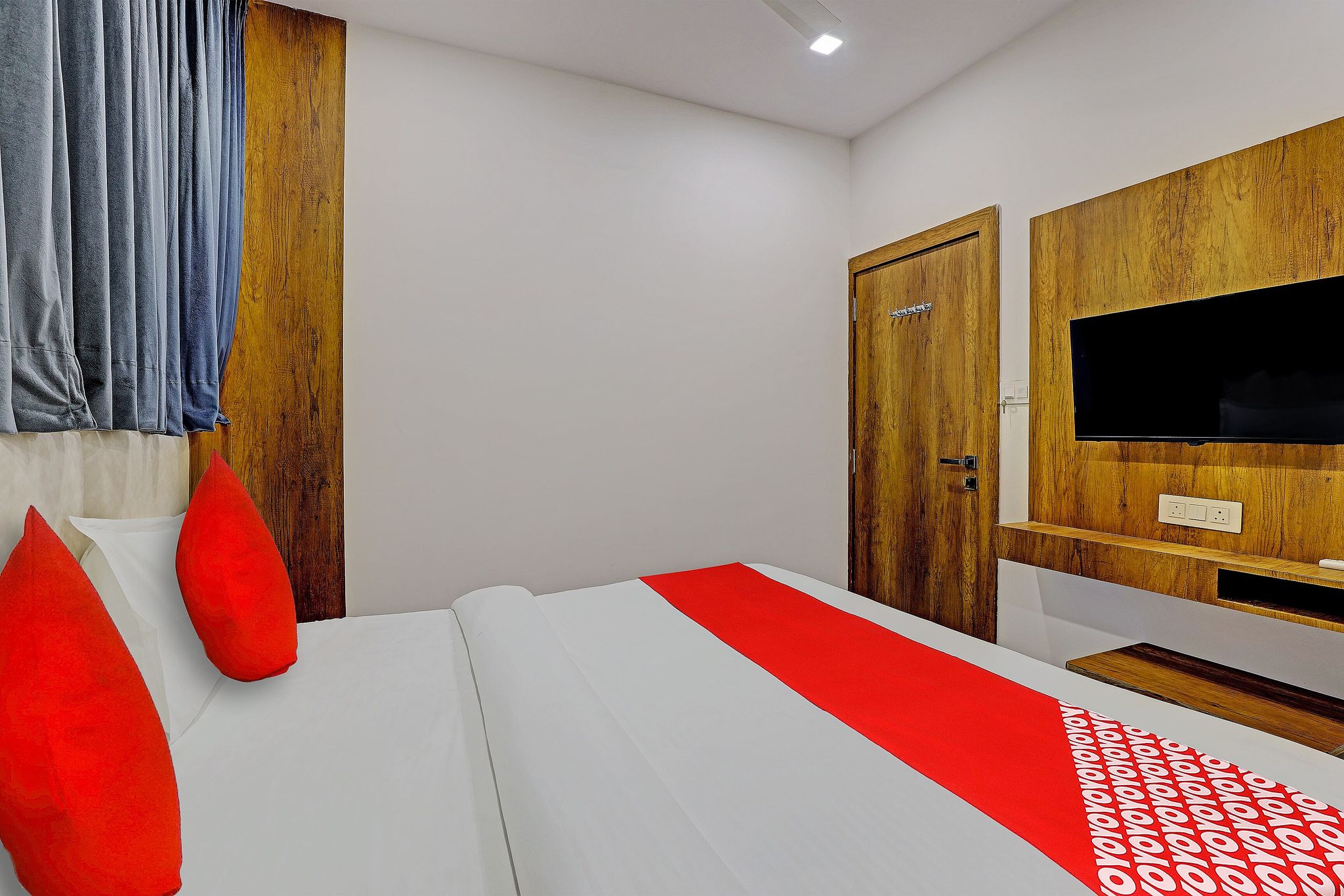 Super Collection O Adajan Formerly Hotel Western Inn Classic 11