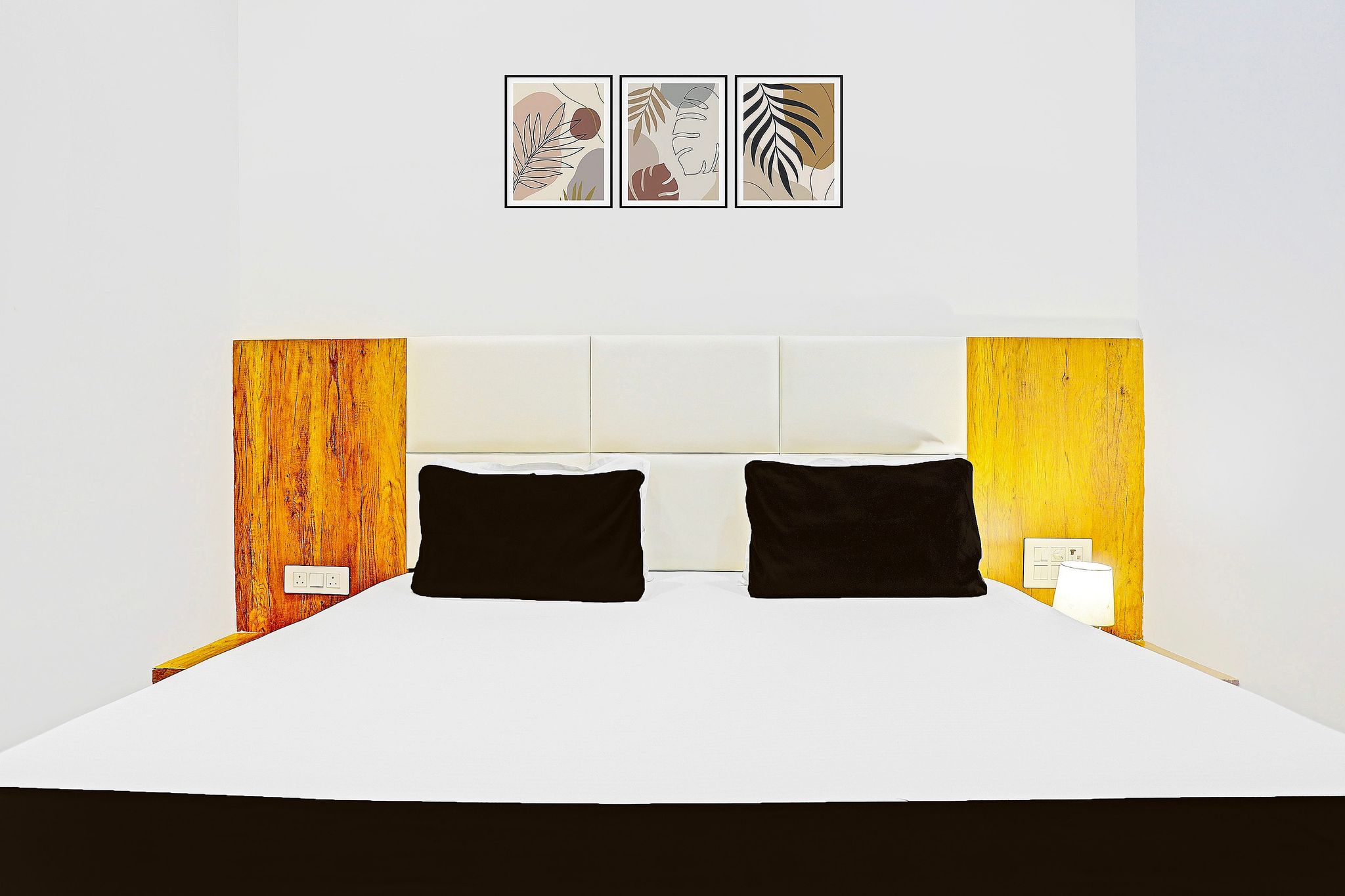 Super Collection O Adajan Formerly Hotel Western Inn Classic 16