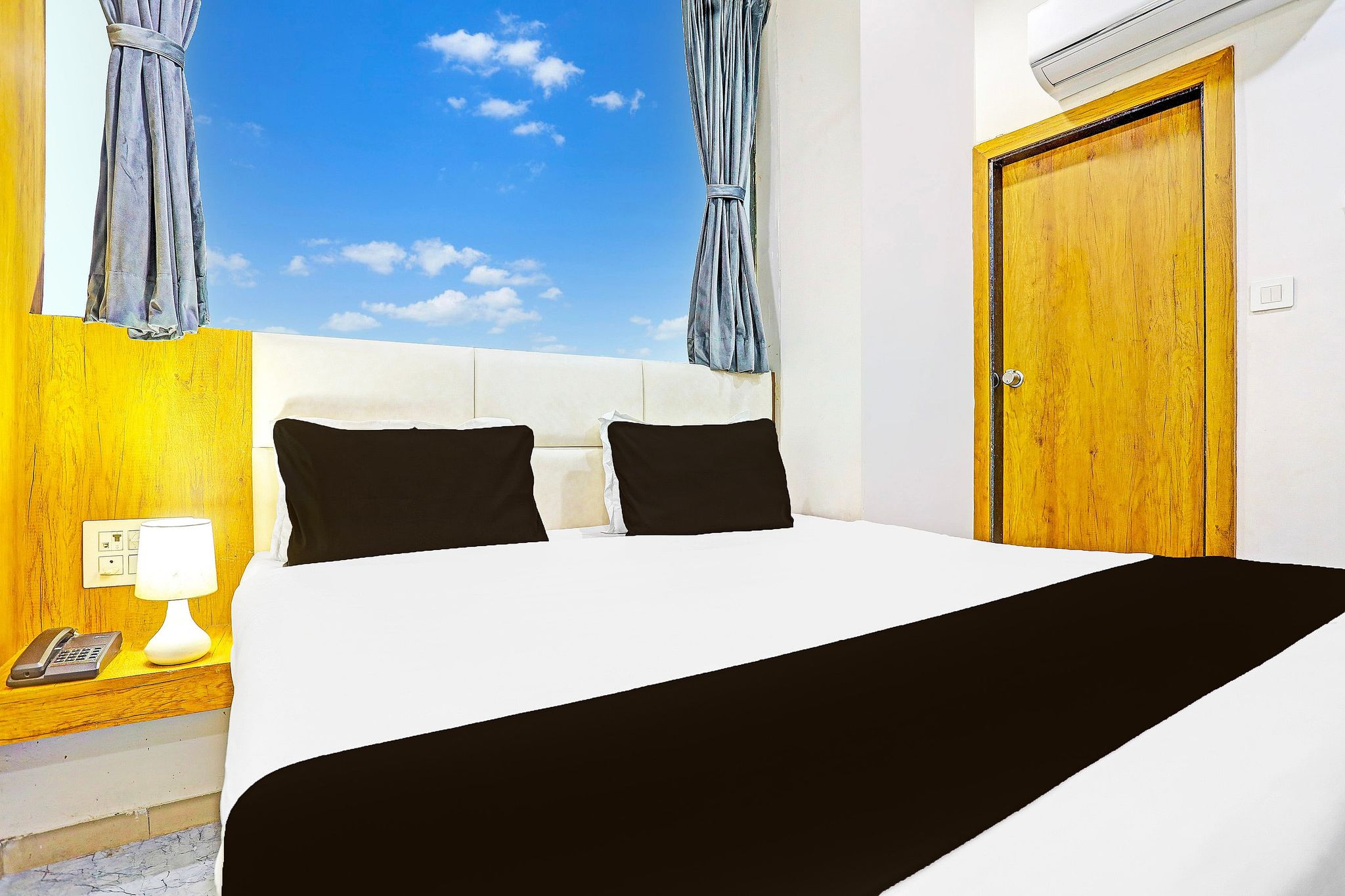 Super Collection O Adajan Formerly Hotel Western Inn Classic 19