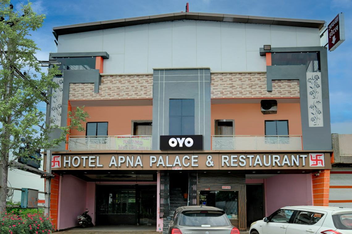 OYO 815696 Hotel Apna Palace