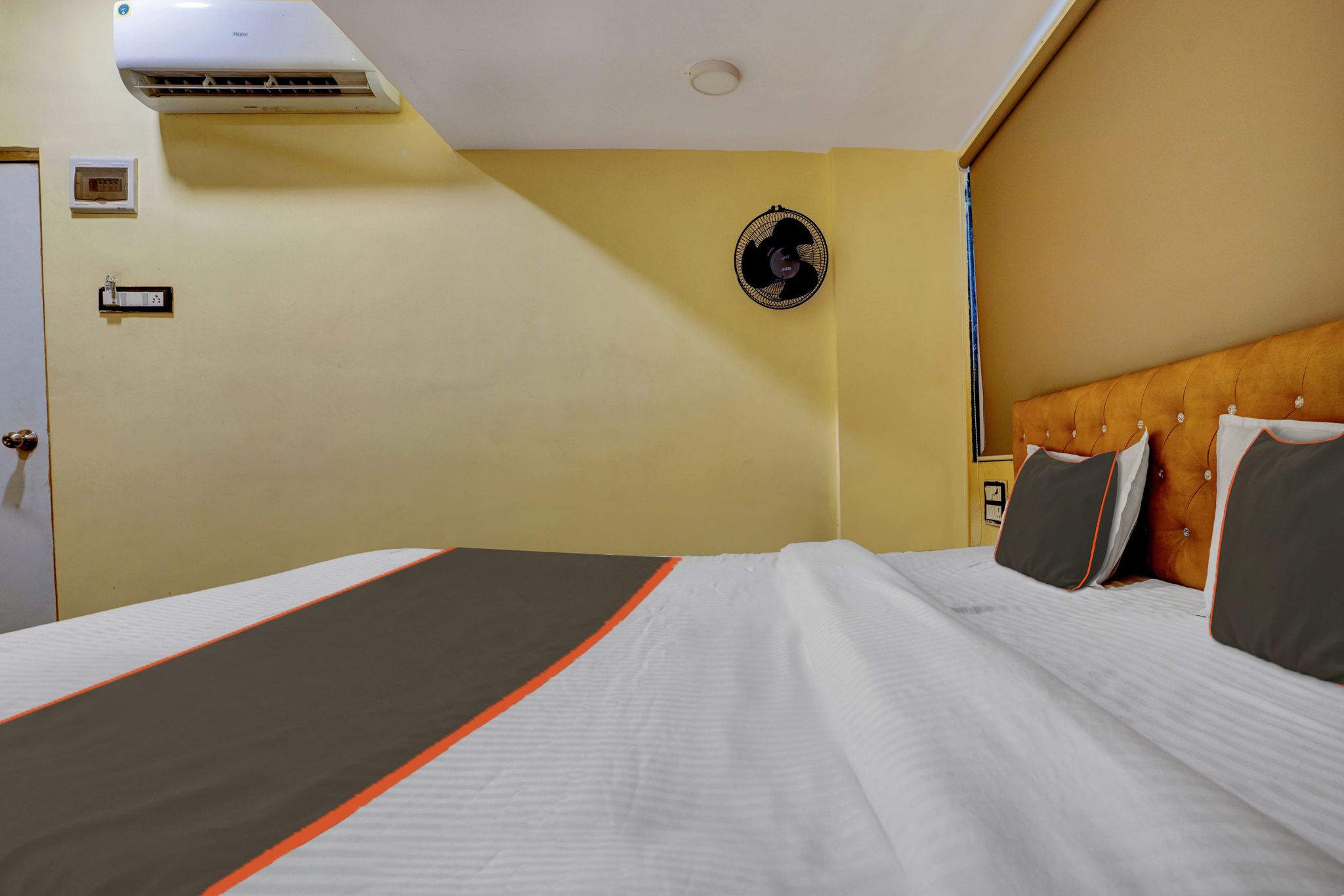 Hotel O Golden Suites