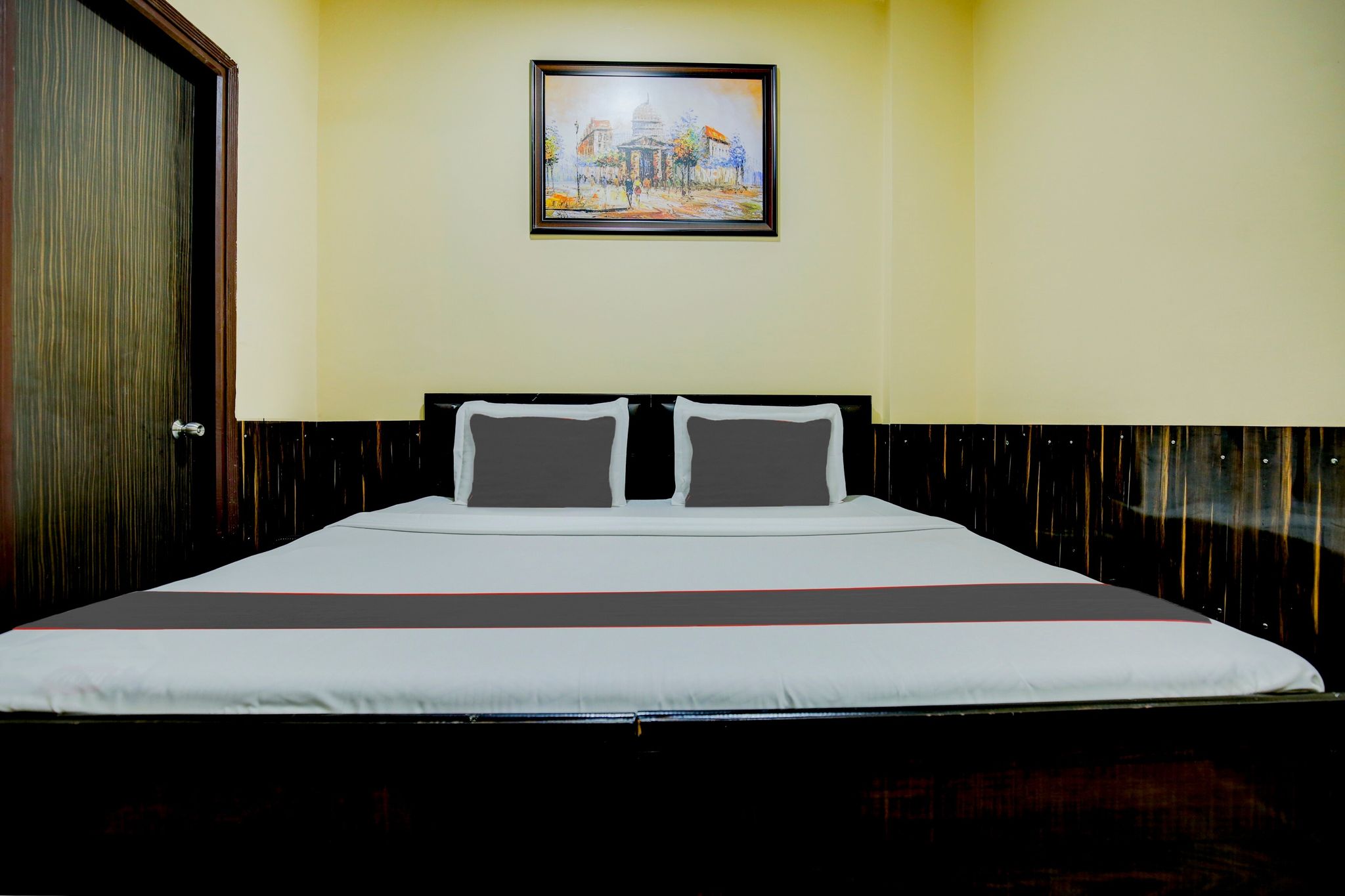 Super Collection O Burlton Park Jalandhar Formerly Hotel R1 Inn Classic 9