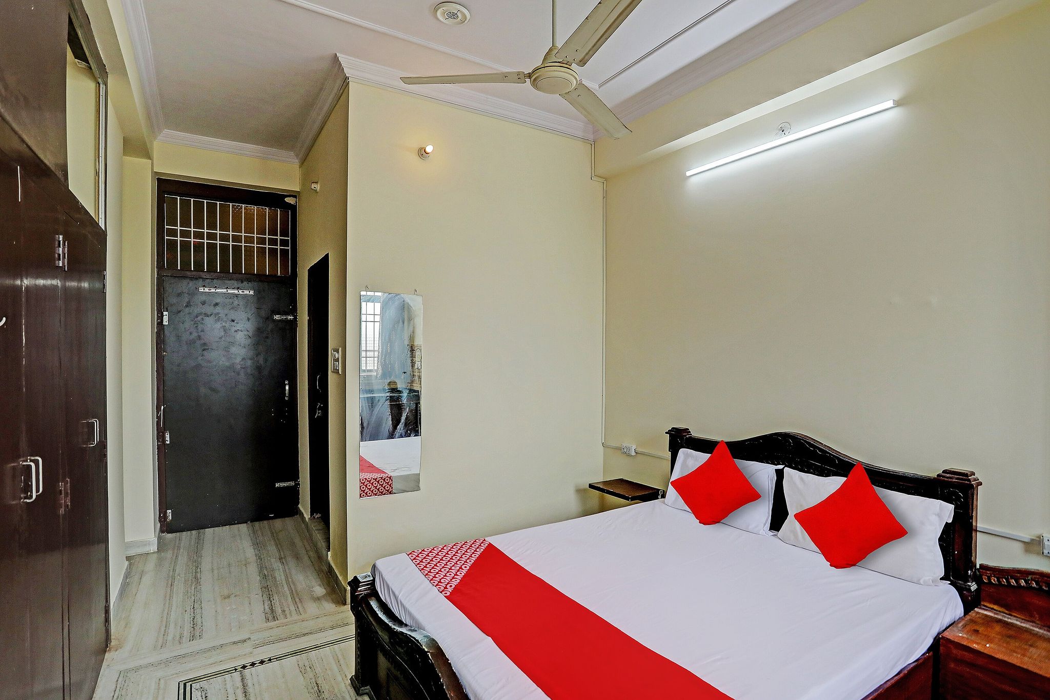 Hotel O SRK Hotel & Resort Classic 5