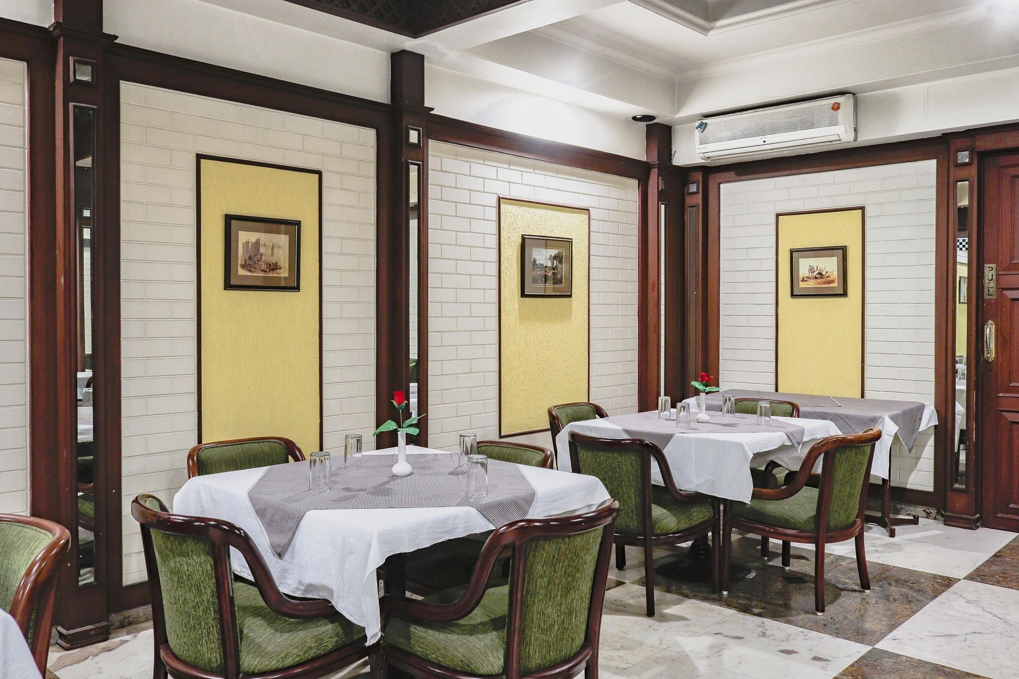 undefined Hotel Airport, Vadodara 9