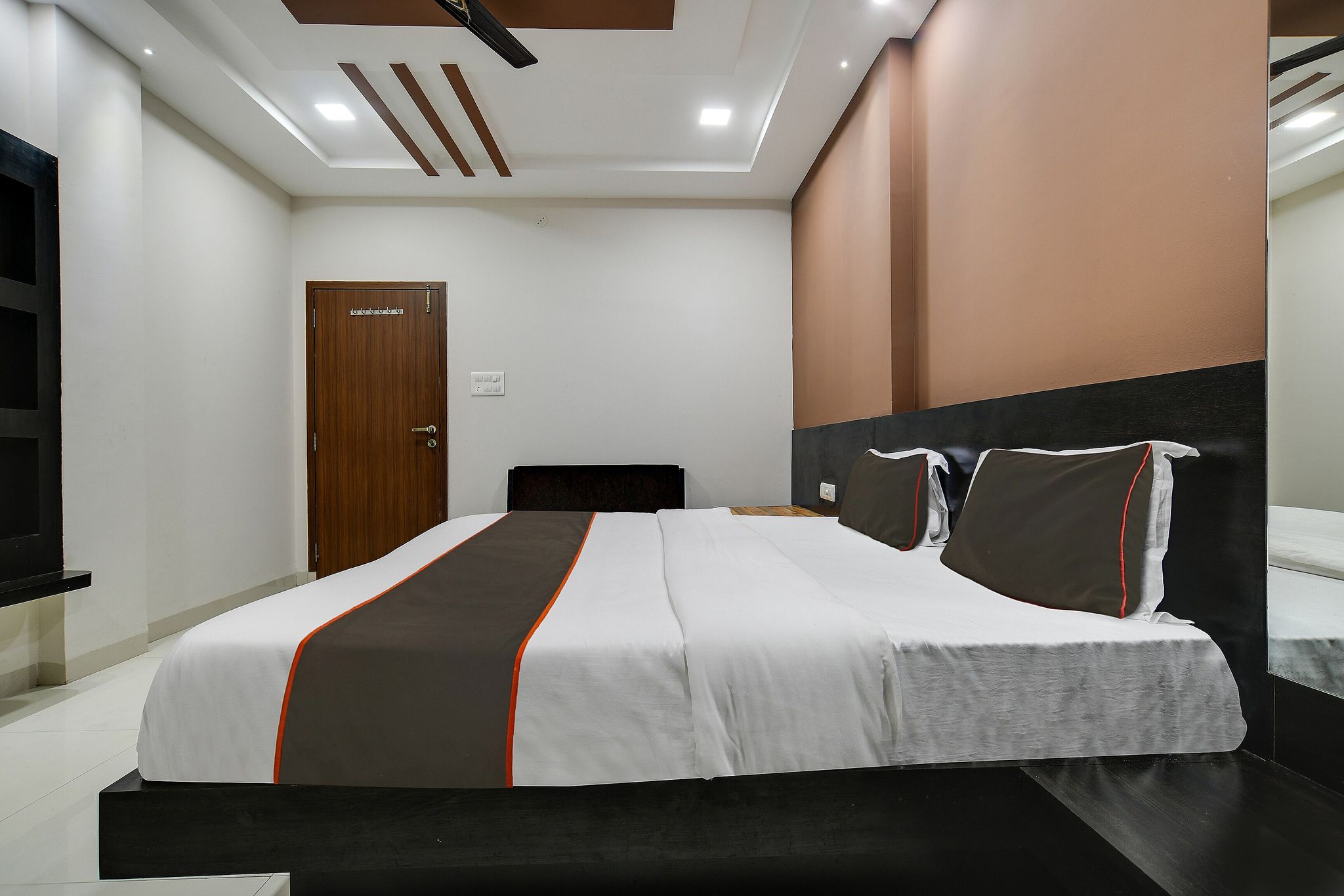 Super Collection O Indore Near Omax City 1 Classic 6