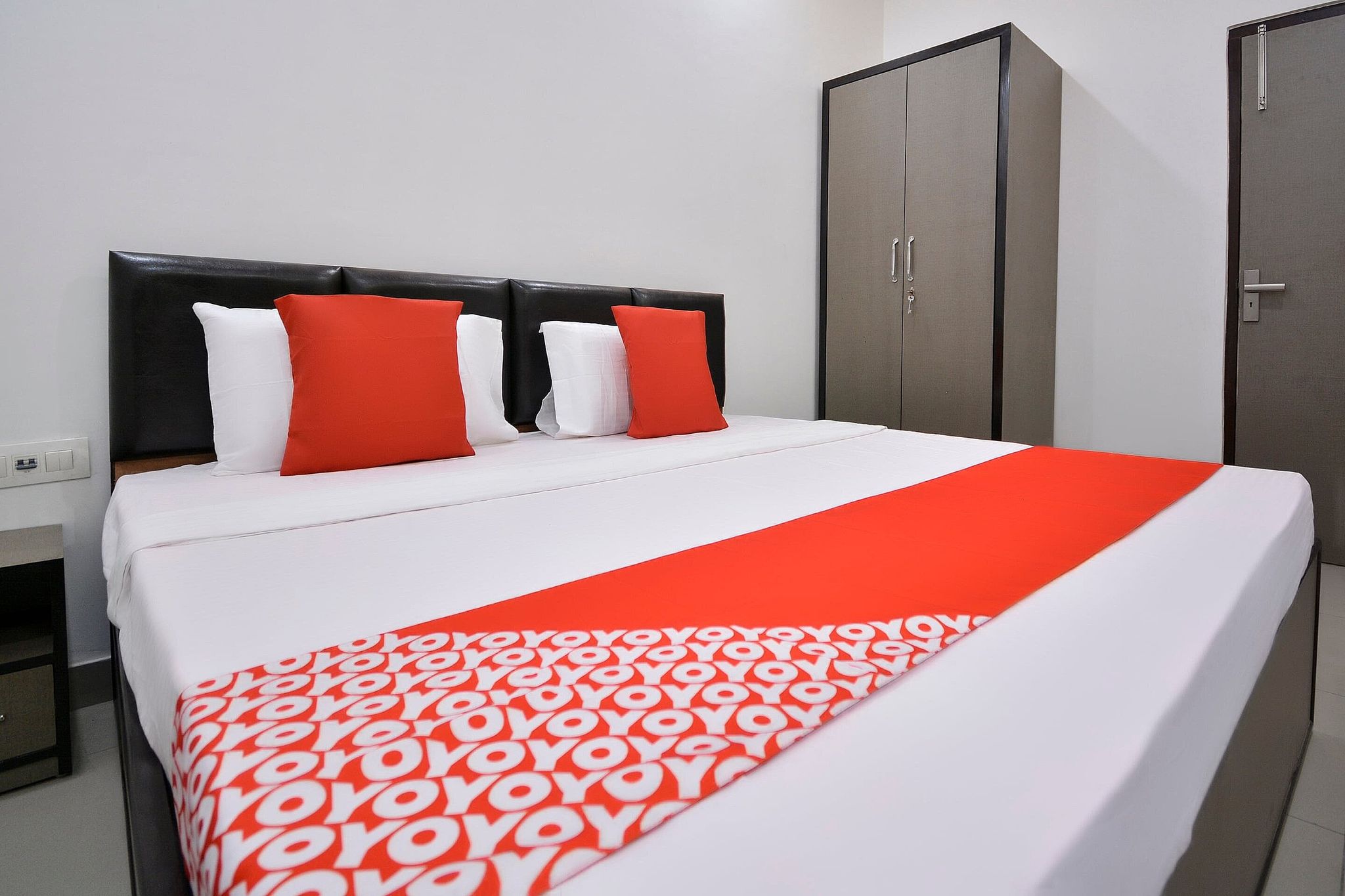 Hotel O Silver Arc Mall Ludhiana Formerly White Solitaire Classic