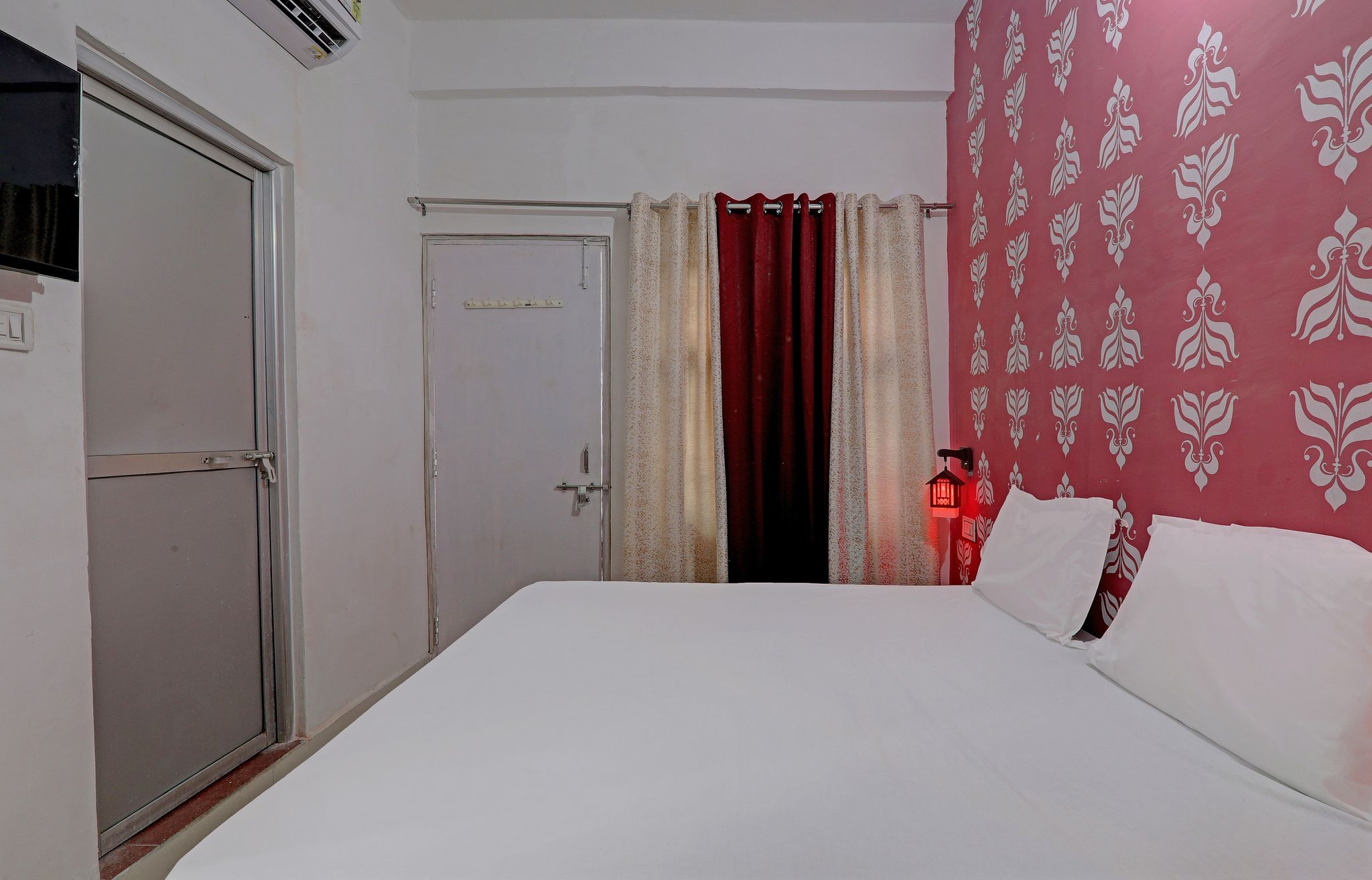 Super Hotel O Surya Inn Classic 9