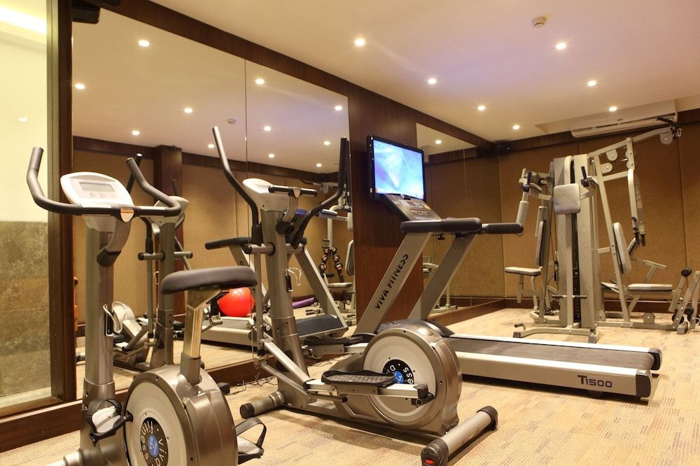undefined Hotel Express Residency Vadodara 5