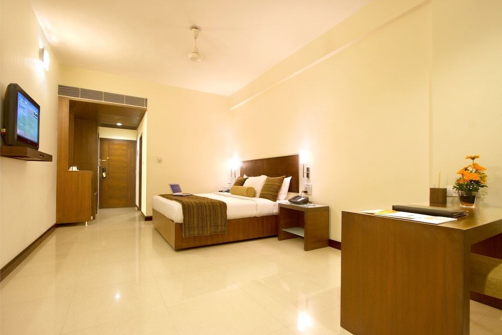 Hotel Express Residency Vadodara Deluxe Superior - Twin Bed 4
