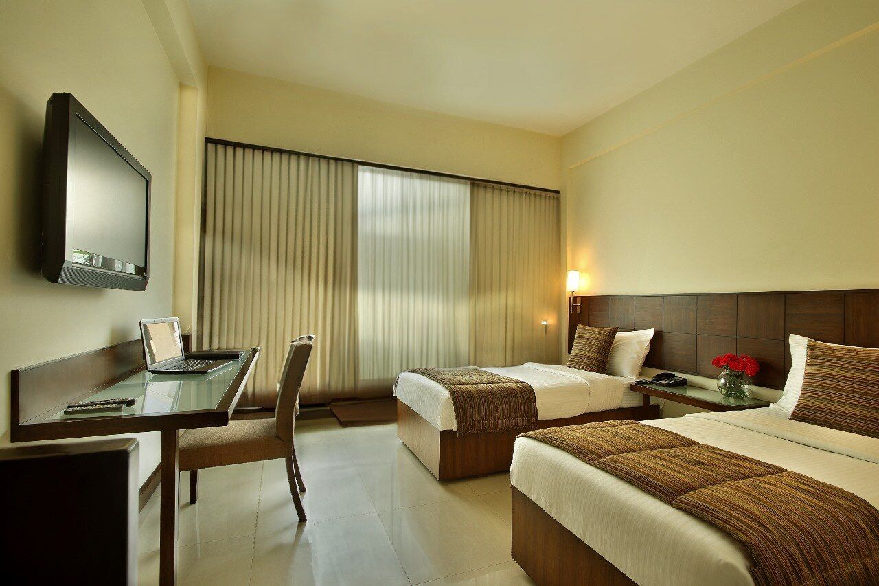 Studio King Size Bed