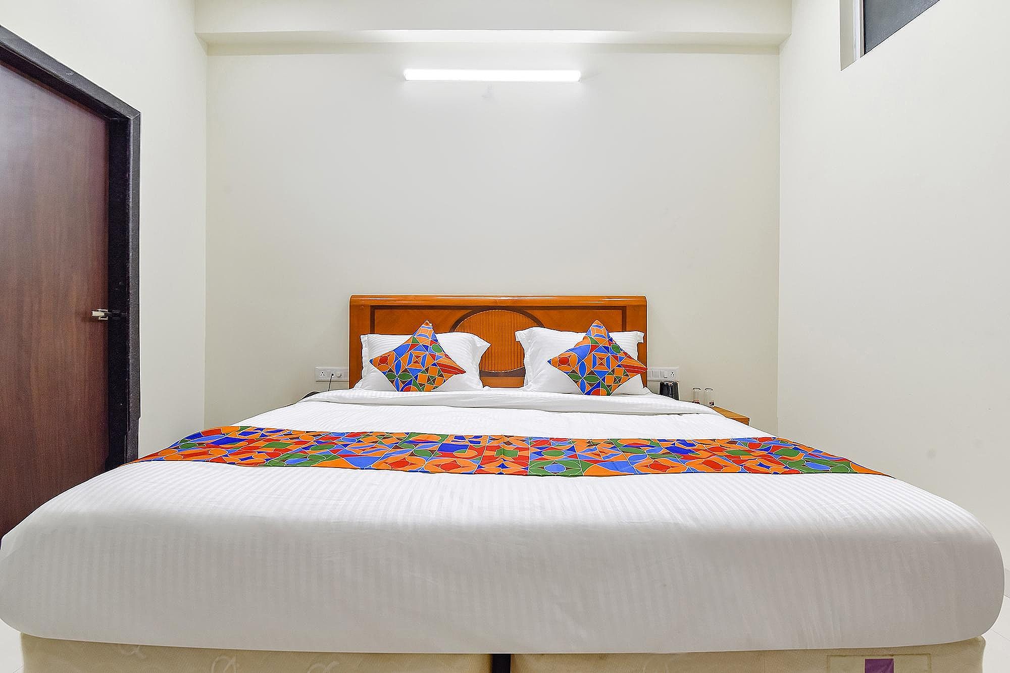FabHotel Rainbow