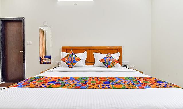 FabHotel Rainbow