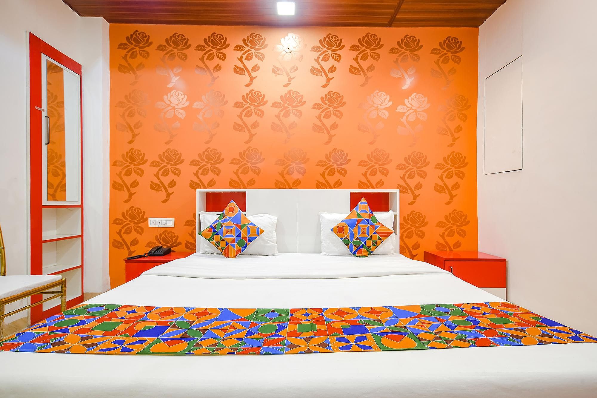 FabHotel Dream paradise Deluxe Room