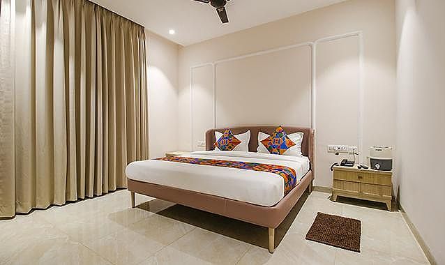 FabHotel Sharma & Vishnu Garden Deluxe Room