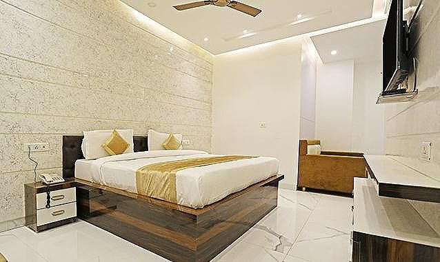 Premium Room