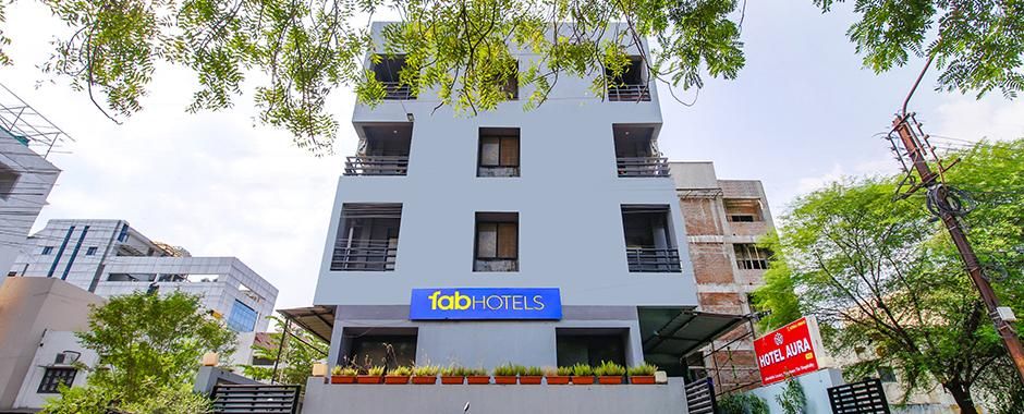 FabExpress Aura Inn