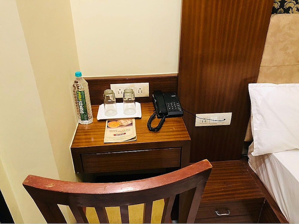 FabHotel Seven Hills Deluxe Room 7