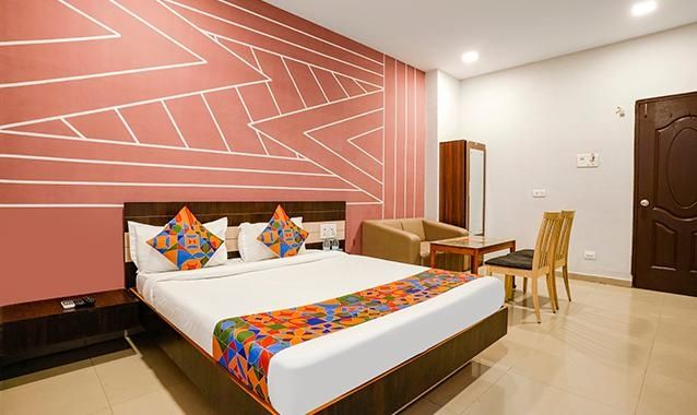 FabHotel Rajmandir Deluxe Room 2