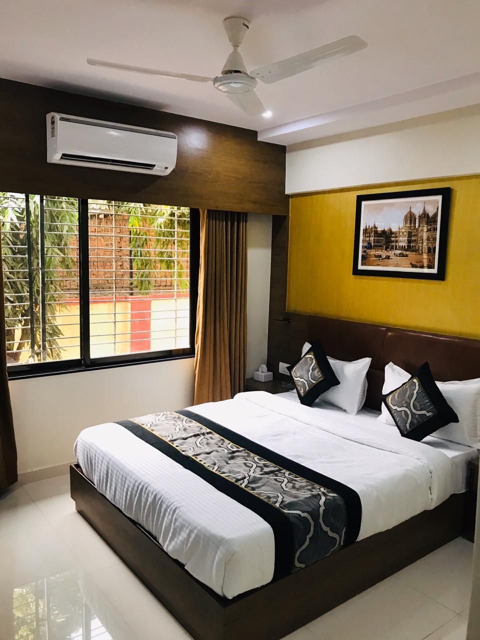 Deluxe Triple Room