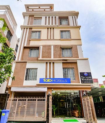 FabHotel Seven Wonders 55