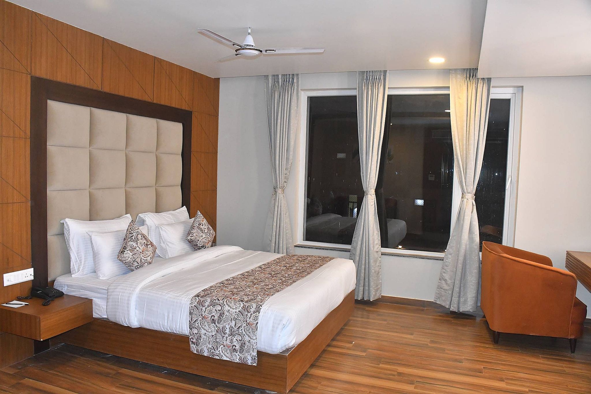 HHW Buddha Lineage Junior Suite Room 5