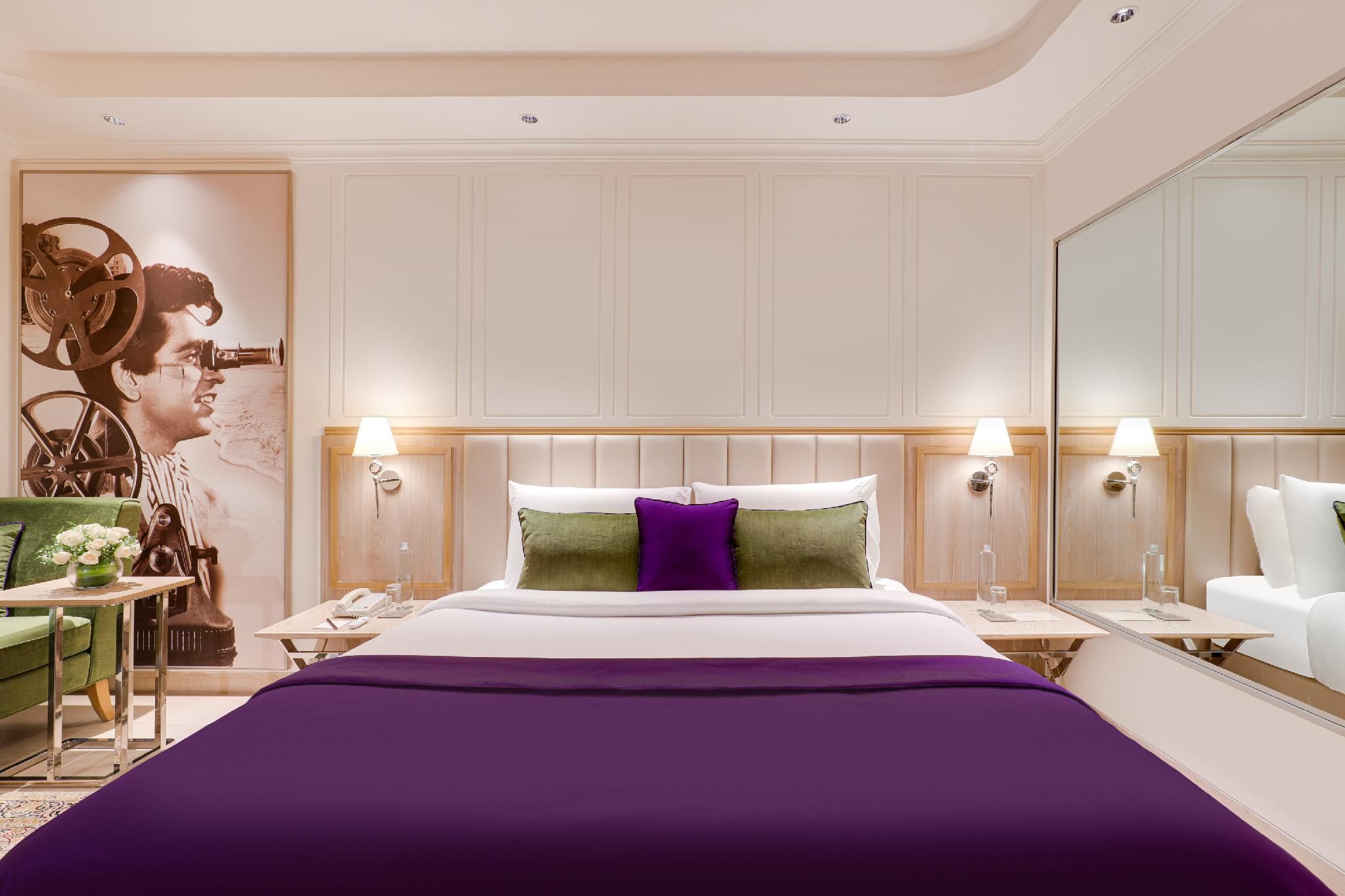 Premier King Room