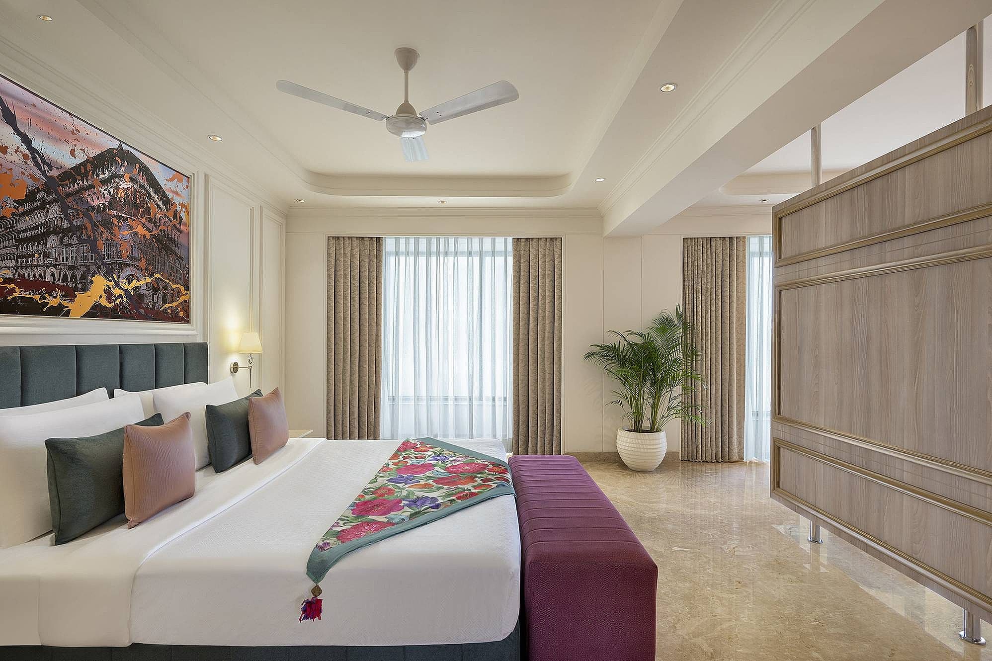 Executive Suite with City view