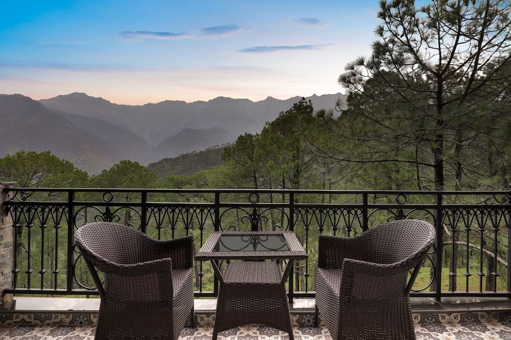 undefined Lemon Tree Hotel, Mcleodganj 9