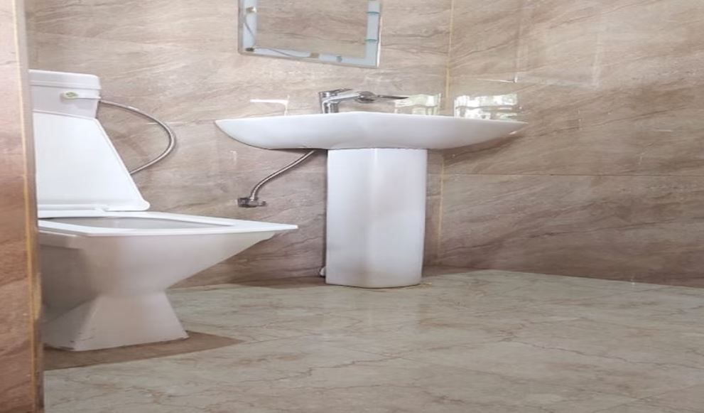 Gulmarg GS Residency Deluxe Room 9