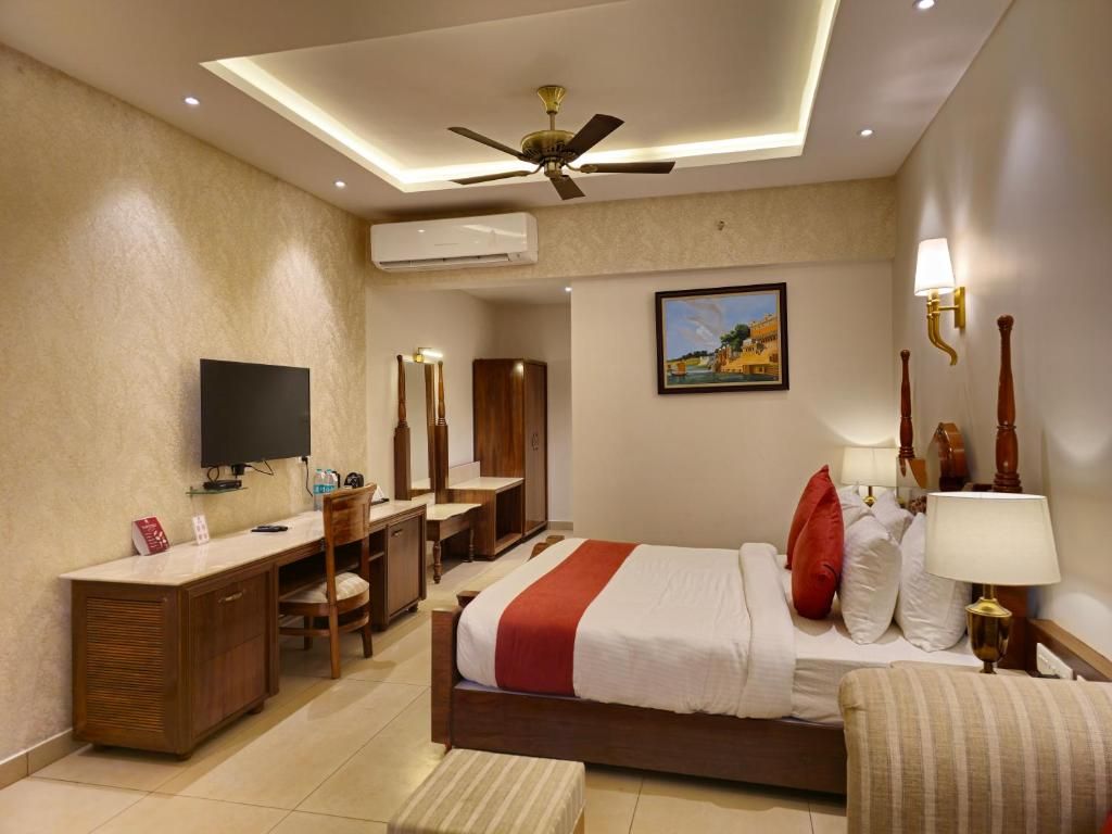 CREEK BOUTIQUE PREMIUM ROOM 4