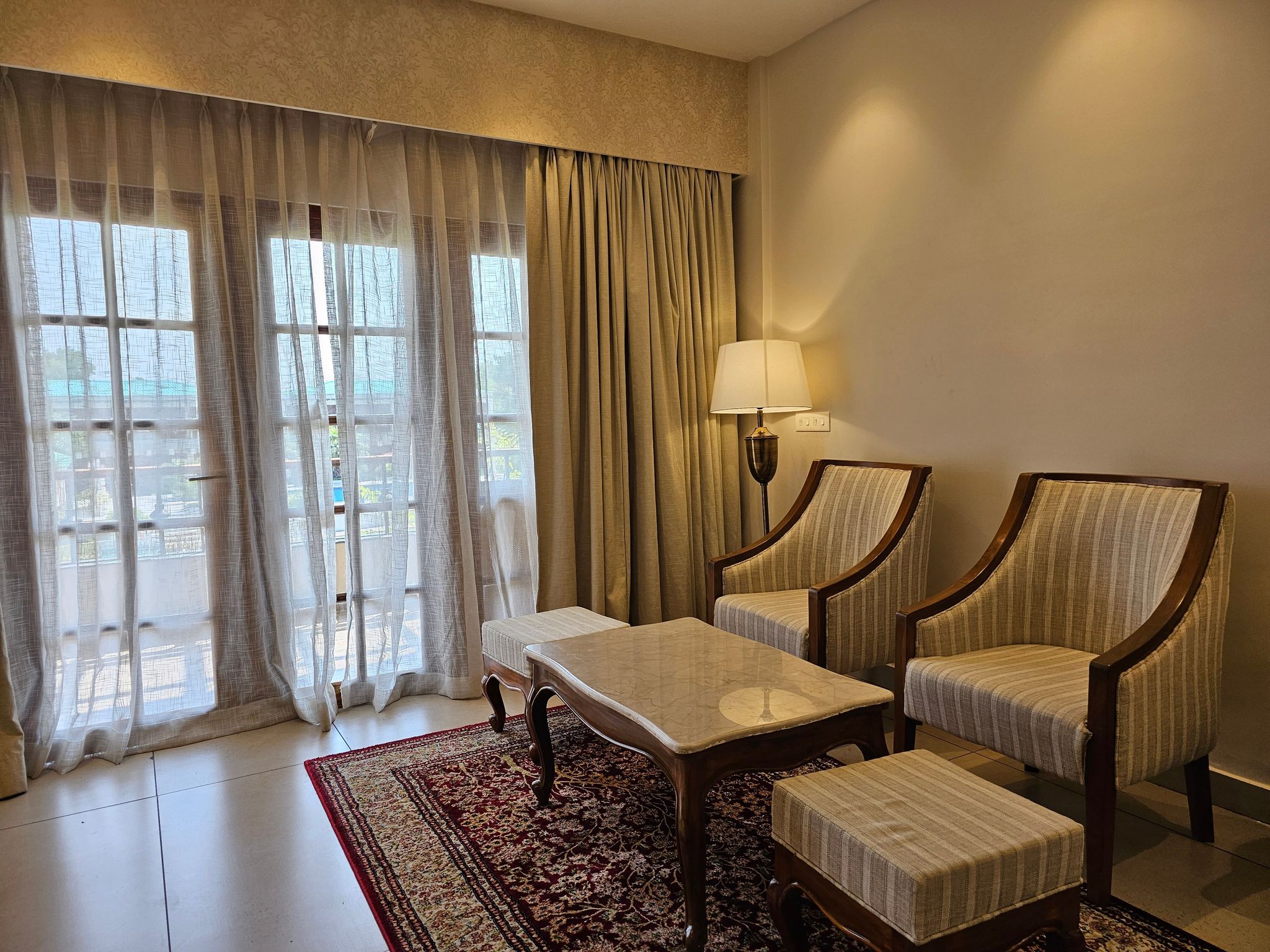 Premium Economy Without Balcony