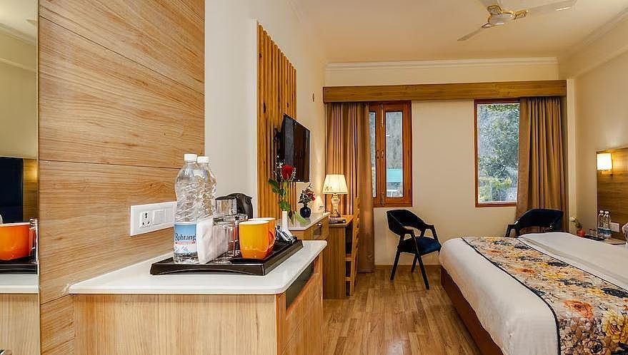 Anand Vardhan Resorts -A Spiritual & Wellness Retreat, Manali Deluxe Room 9