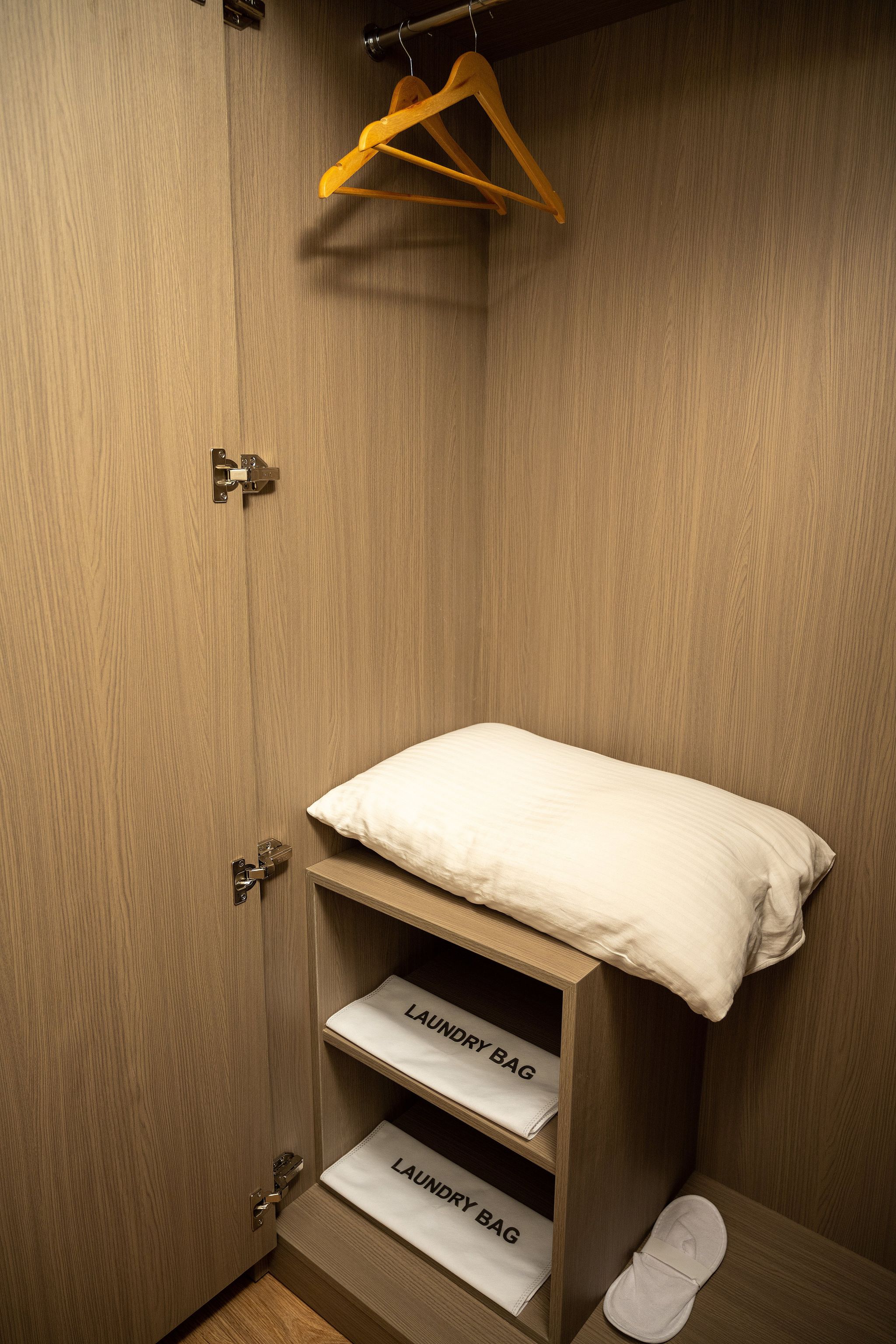 Hotel Asrani International Deluxe Executive Double Room 6