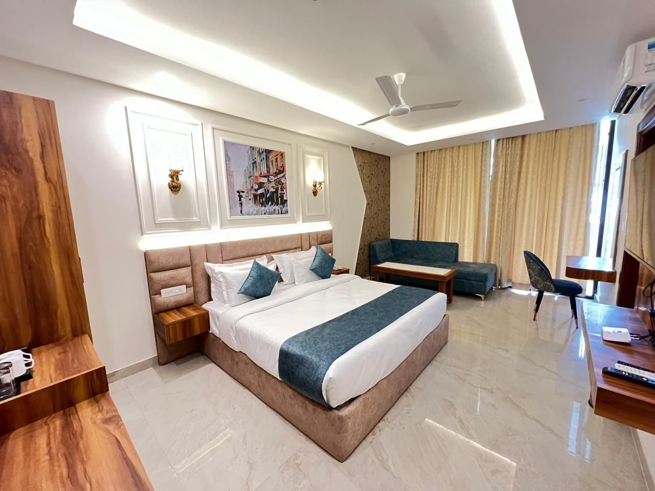 Executive with Balcony Room