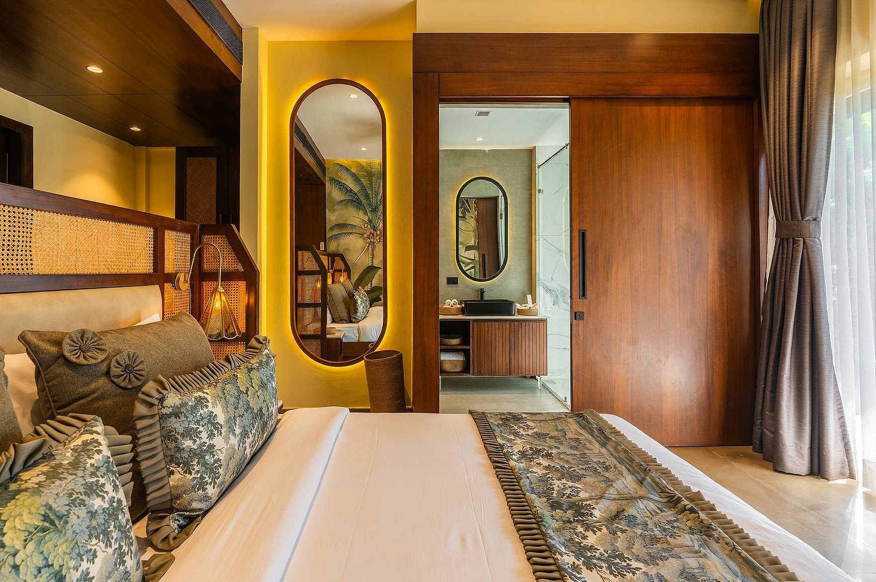 ROMEO LAGOON WITH PLUNGE POOL