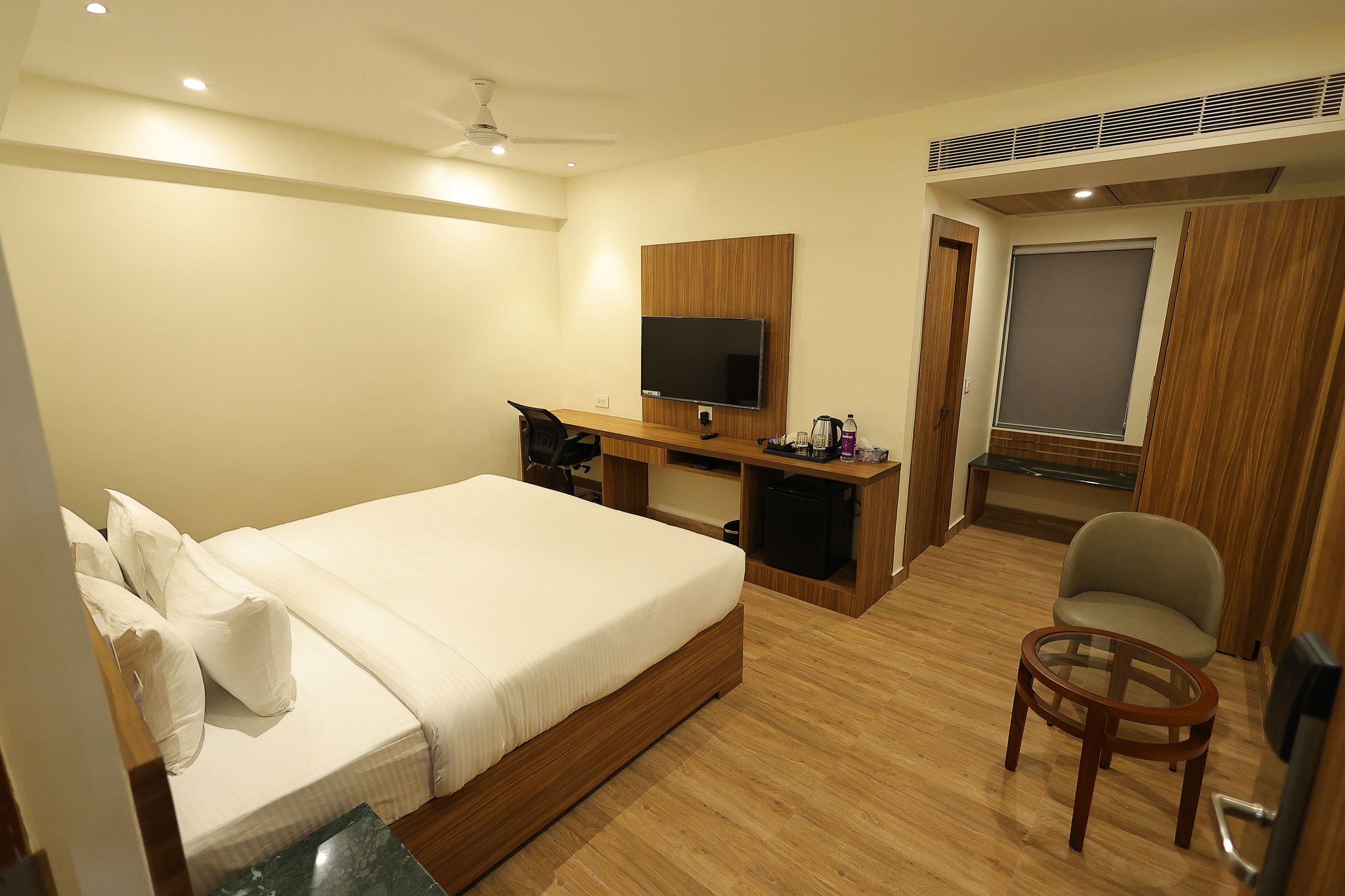 Hotel Sharda Residency Executive Room 10